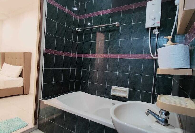 Malacca Town Tranquerah Cluster Home