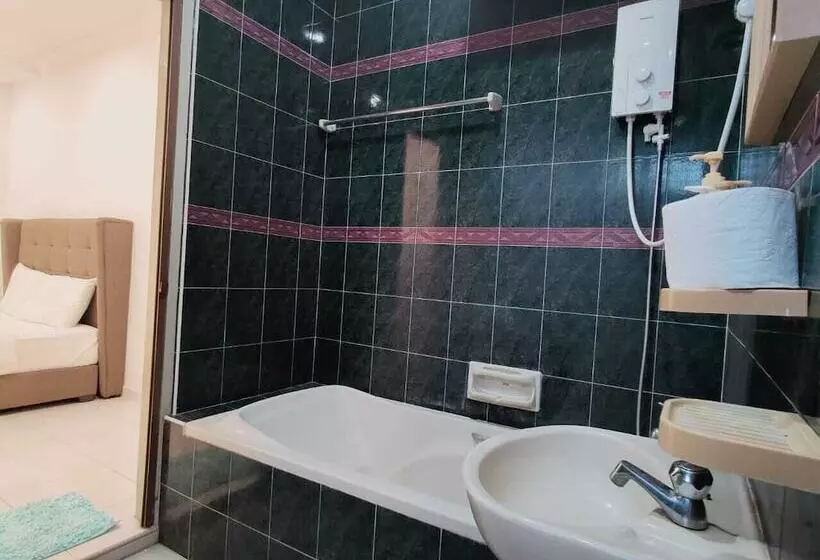Malacca Town Tranquerah Cluster Home