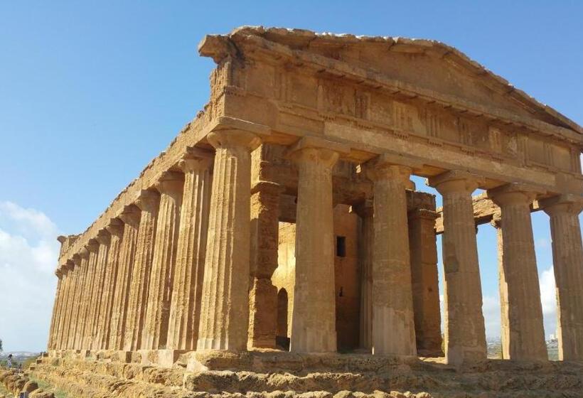 ペンション Casa Villaggio Pirandello