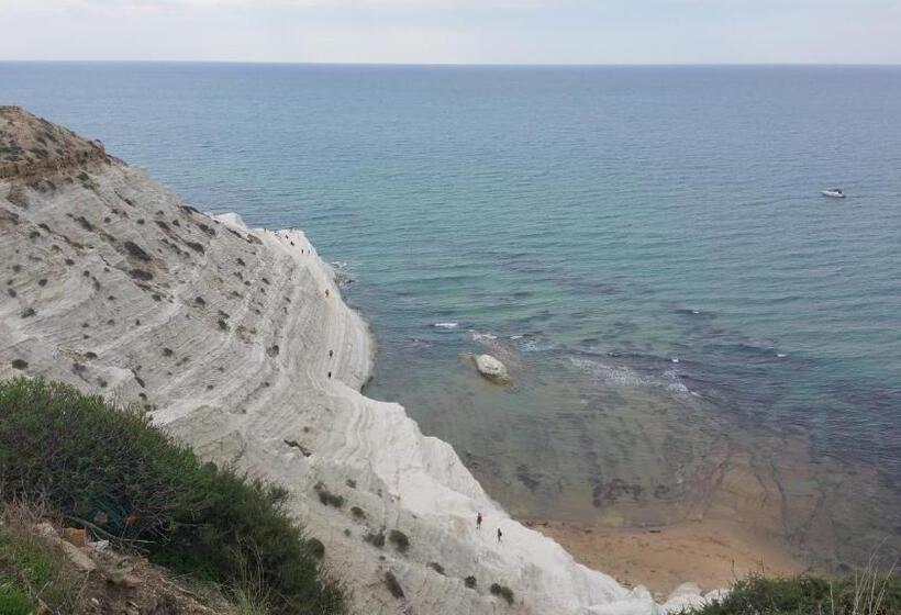 ペンション Casa Villaggio Pirandello