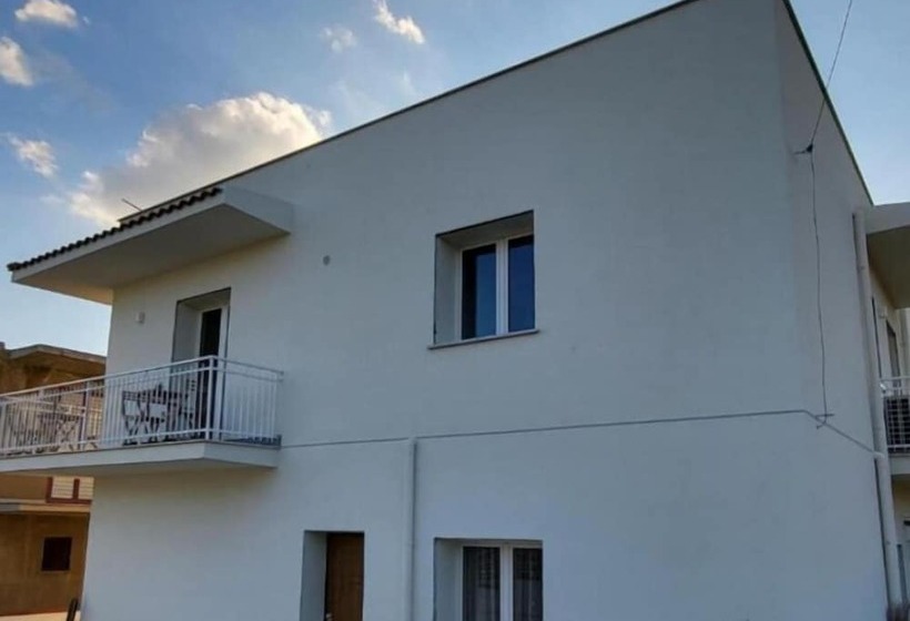 ペンション Casa Villaggio Pirandello