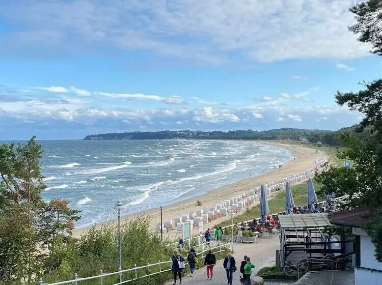 Bed and Breakfast Meerblau