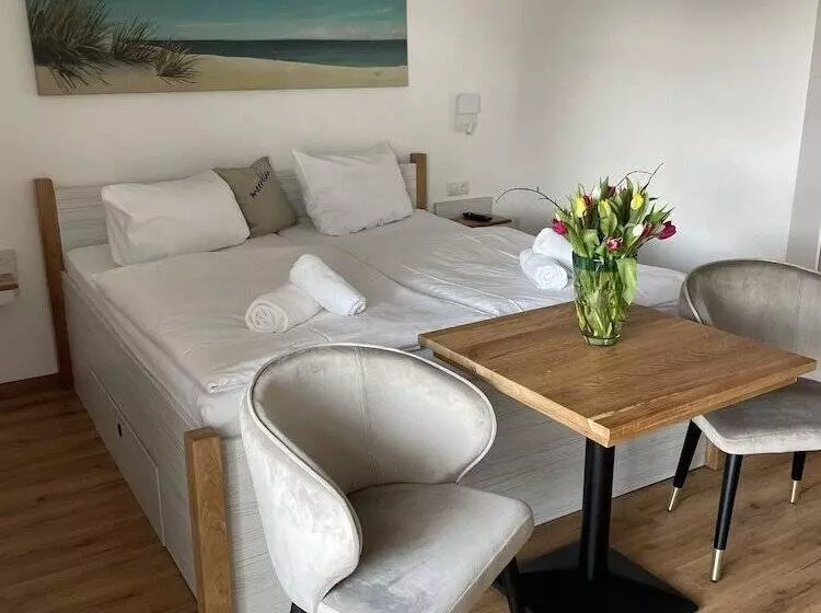 Bed and Breakfast Meerblau