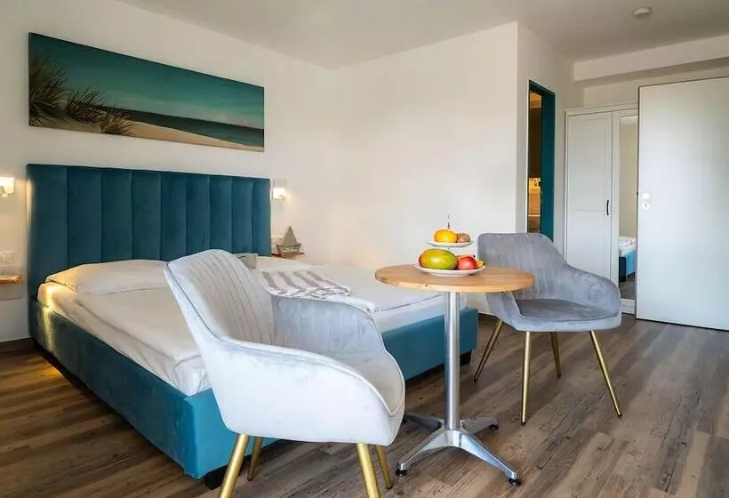 Bed and Breakfast Meerblau