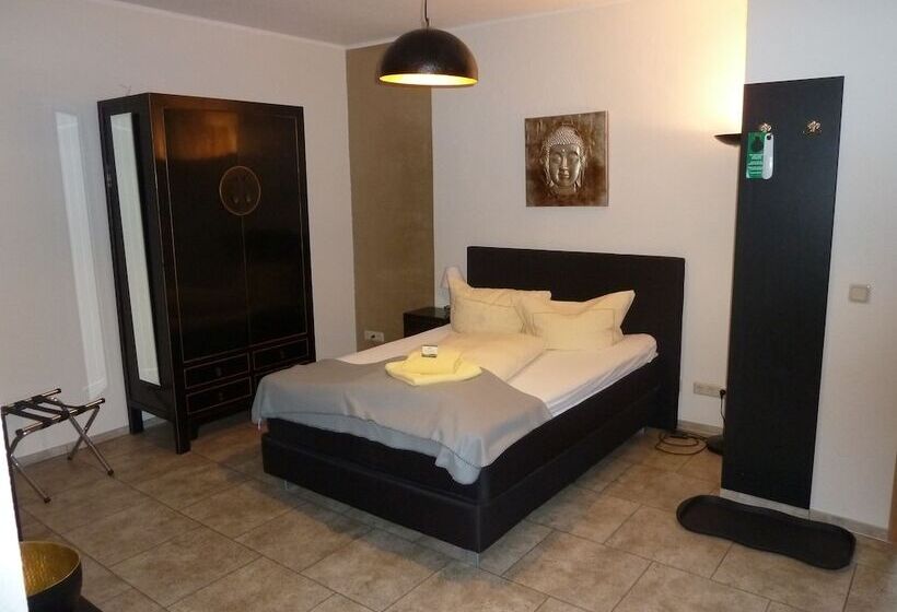 مبيت وإفطار Pension Mandy   Adults Only