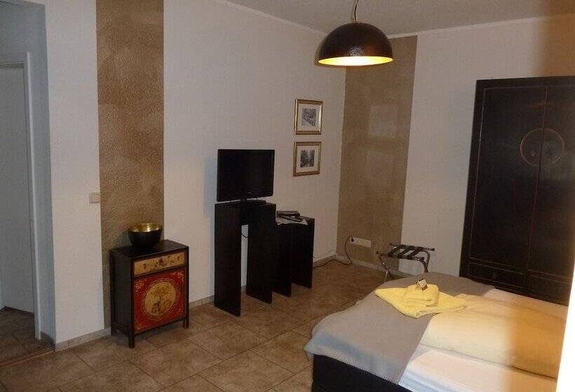 مبيت وإفطار Pension Mandy   Adults Only