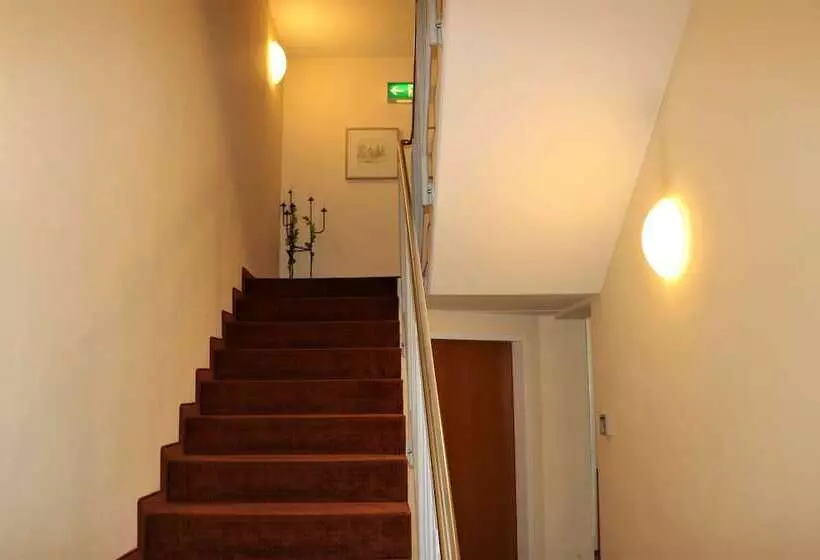 בית מלון כפרי Frederikspark