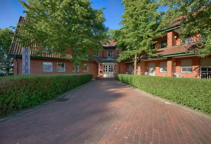 فندق & Gasthof Zur Linde