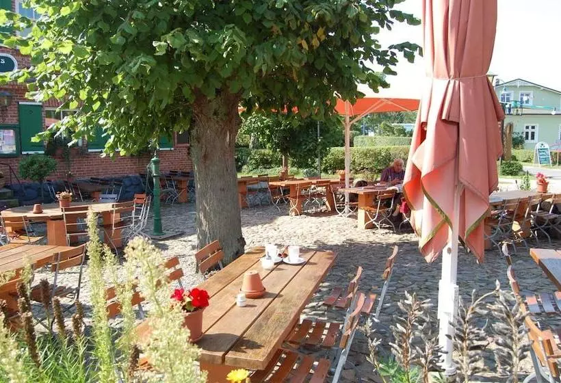 فندق & Gasthof Zur Linde