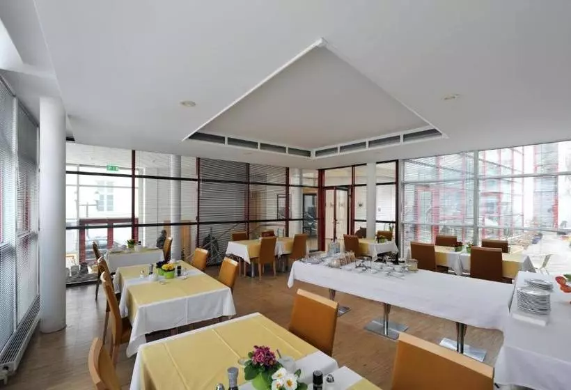 Отель Hôtel Galerie