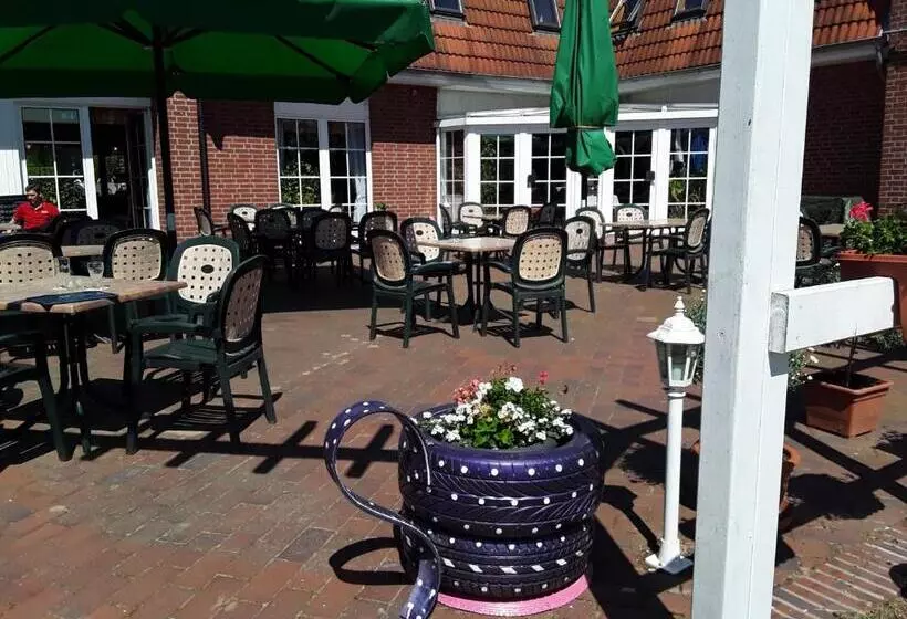 Mucha Ohg Hotel Sembziner Hof