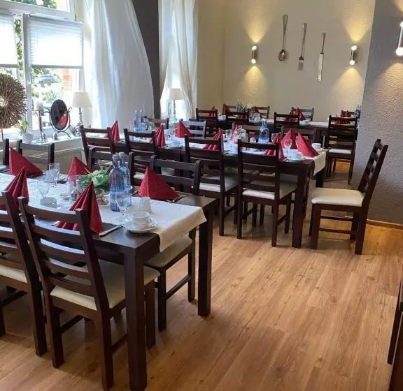 호텔 Zur Eldenburg