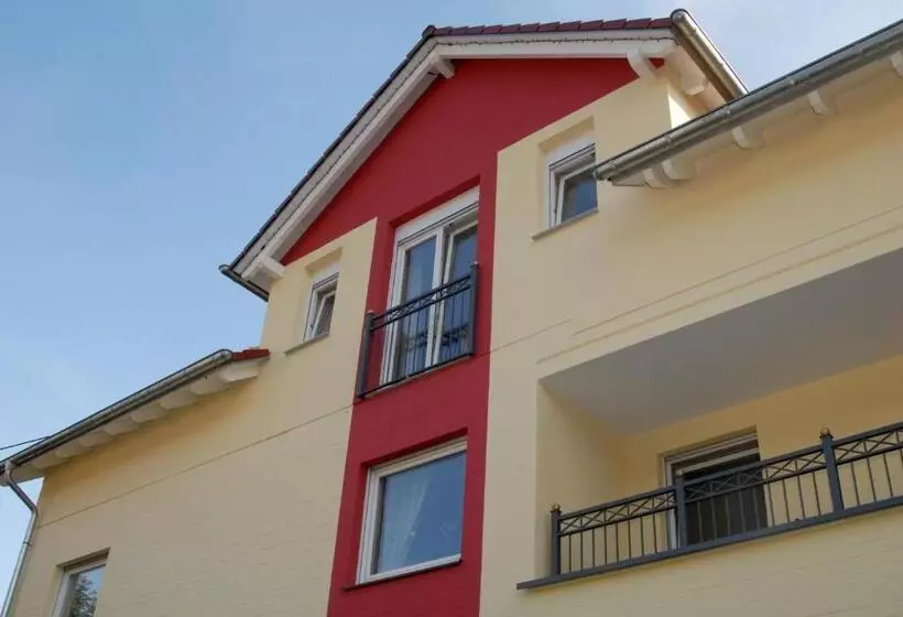 Pensionat Restaurant Laux