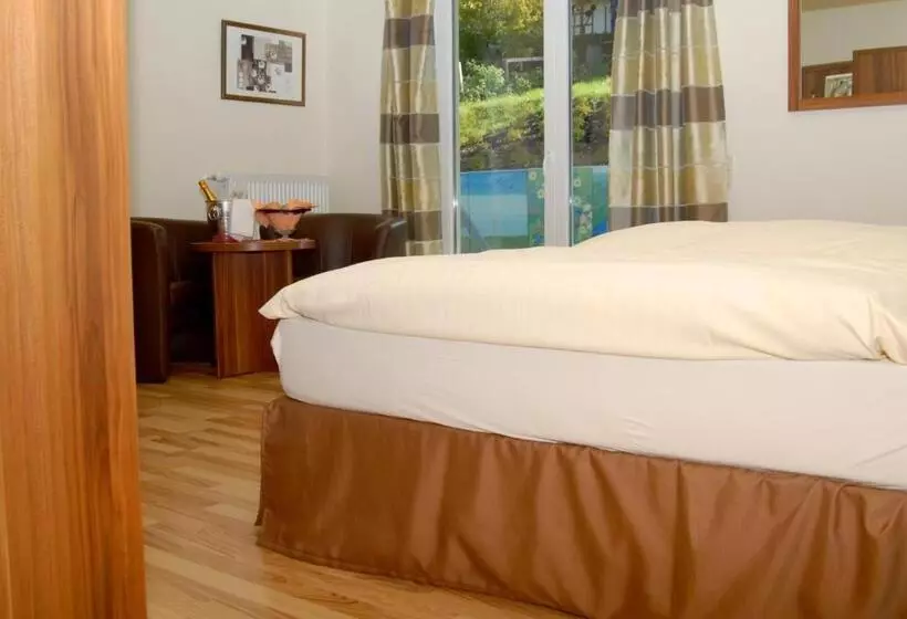 Pensionat Restaurant Laux