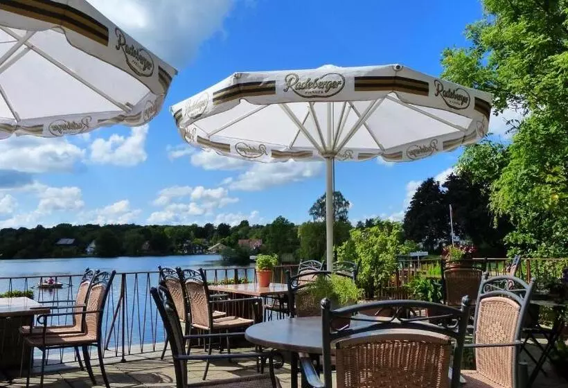 Restaurant Und Hotel Zum Weissen Ross