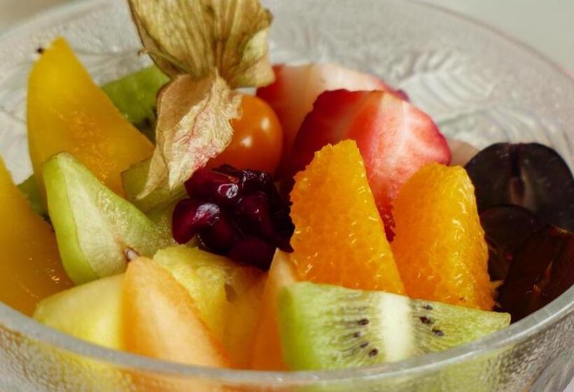 Restaurant Und Hotel Zum Weissen Ross