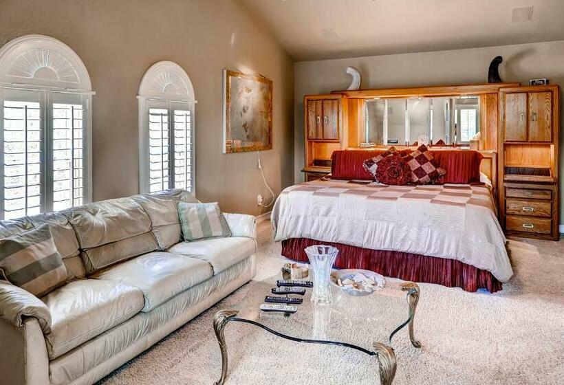 Panzió Tnt Hill Country Getaways