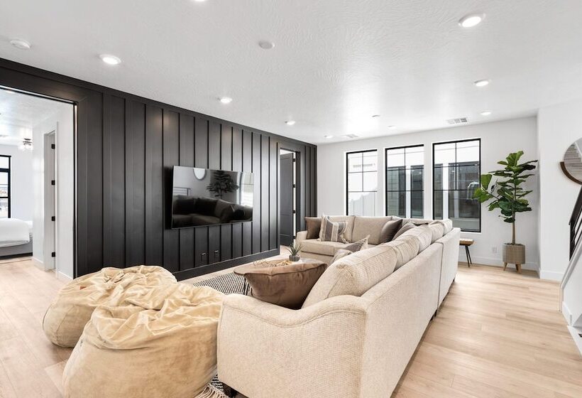 Sandy Beach Estate By Redawning