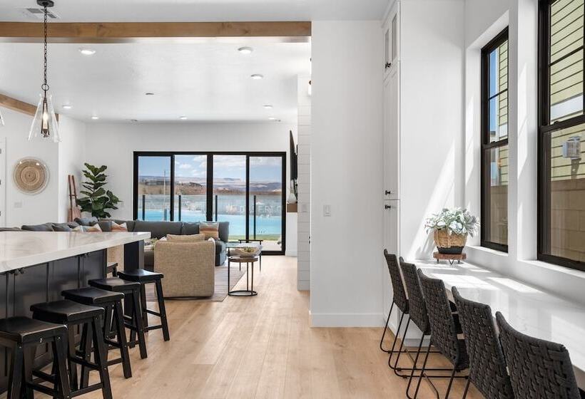 Sandy Beach Estate By Redawning