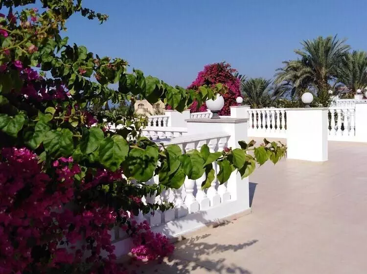 Coral Cypria Villa !!