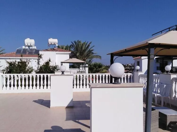 Coral Cypria Villa !!