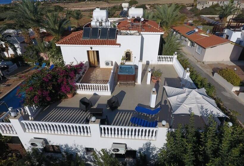 Coral Cypria Villa !!