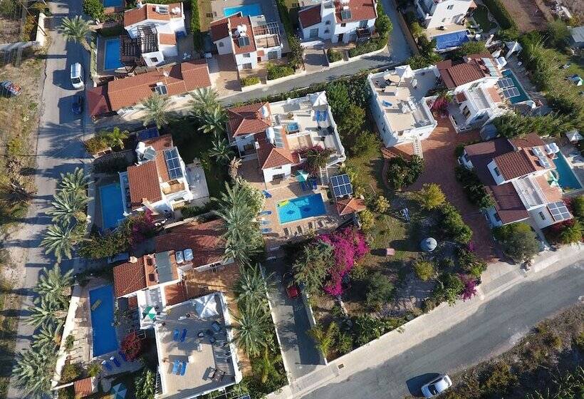 Coral Cypria Villa !!