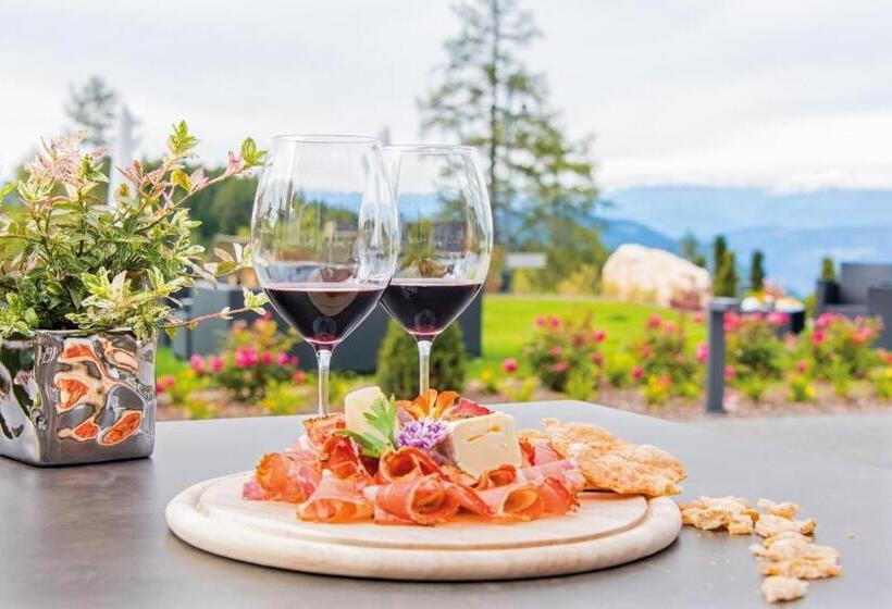 호텔 Das Royal In Obereggen