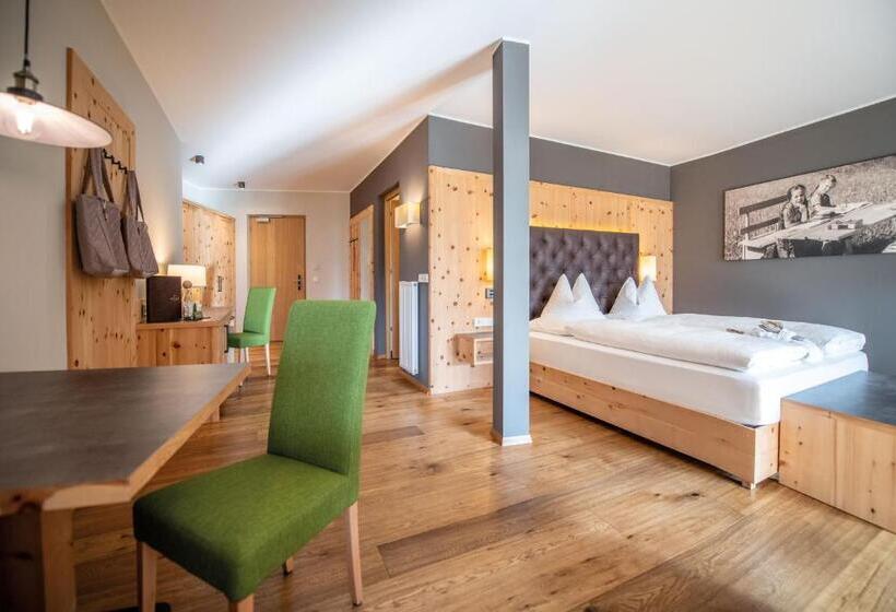 호텔 Das Royal In Obereggen