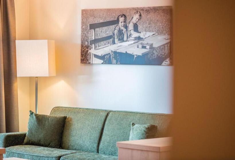 호텔 Das Royal In Obereggen