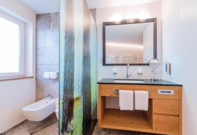 호텔 Das Royal In Obereggen