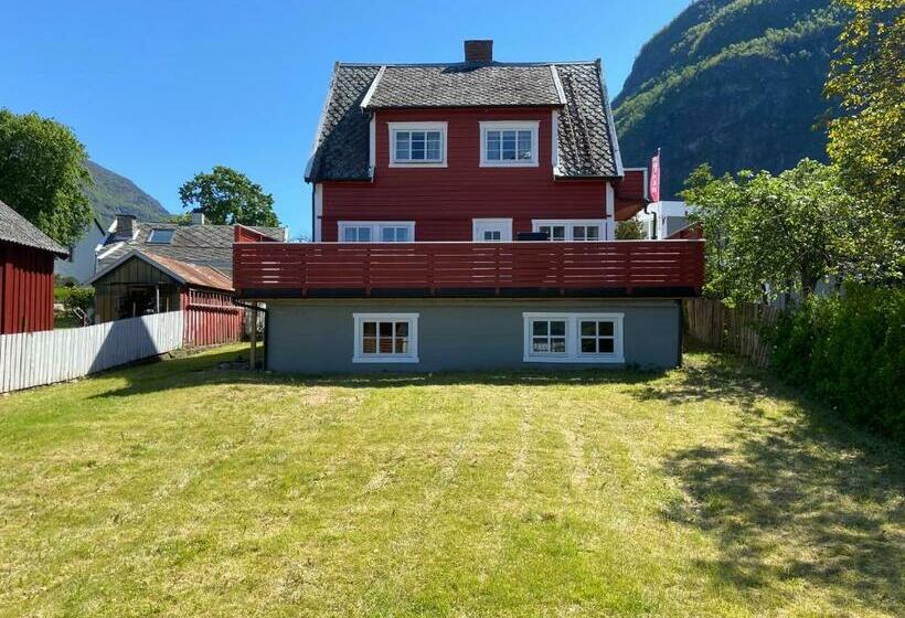 Aurland Guesthouse