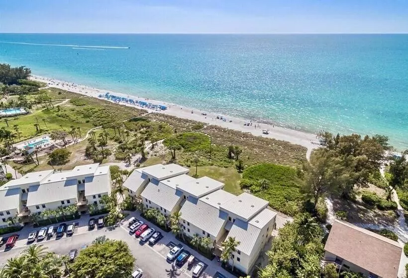 South Seas Beach Villa 2001