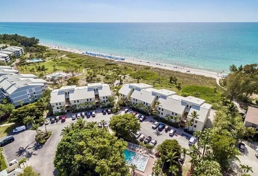 South Seas Beach Villa 2001