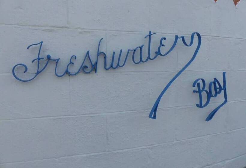 Zenbreak Freshwater Beachfront #5