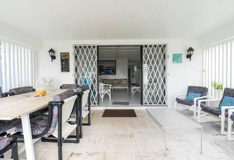 Zenbreak Freshwater Beachfront #5