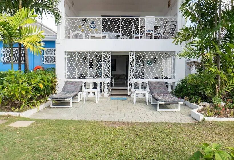 Zenbreak Freshwater Beachfront #5