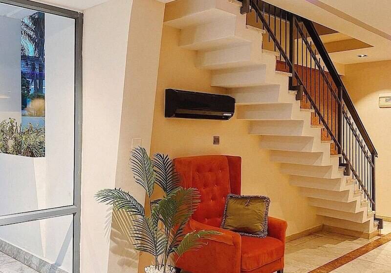 پانسیون Lala S Boutique