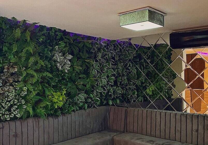 پانسیون Lala S Boutique