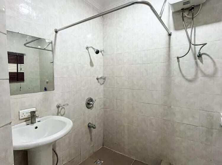 پانسیون Lala S Boutique