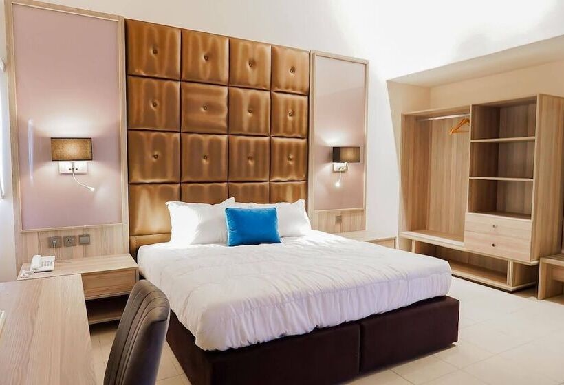 پانسیون Lala S Boutique