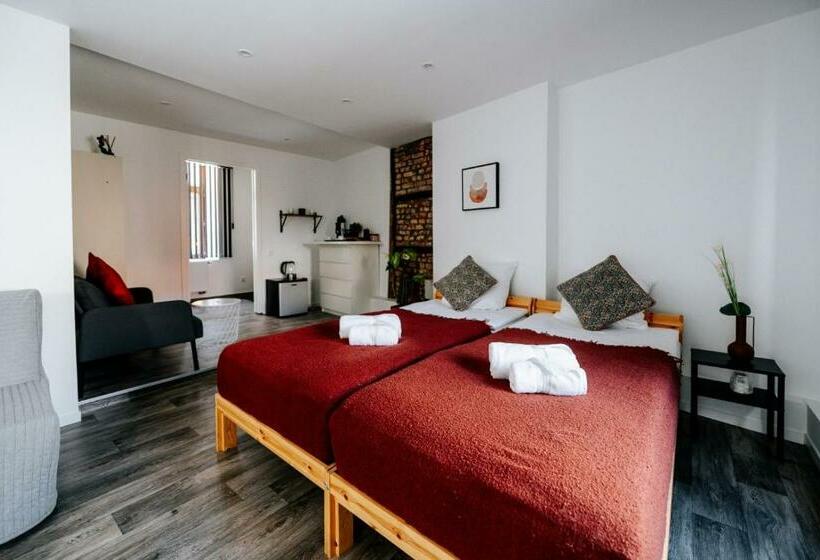 פנסיון Logies By Suzan