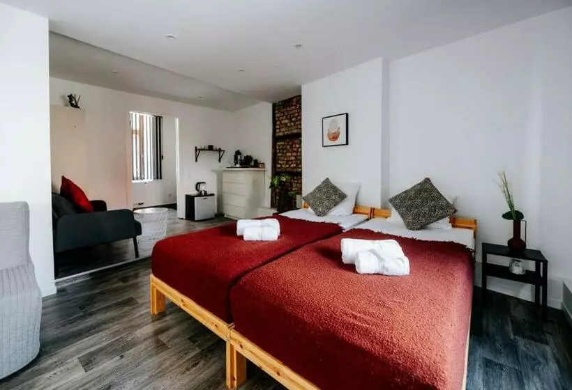 ペンション Logies By Suzan