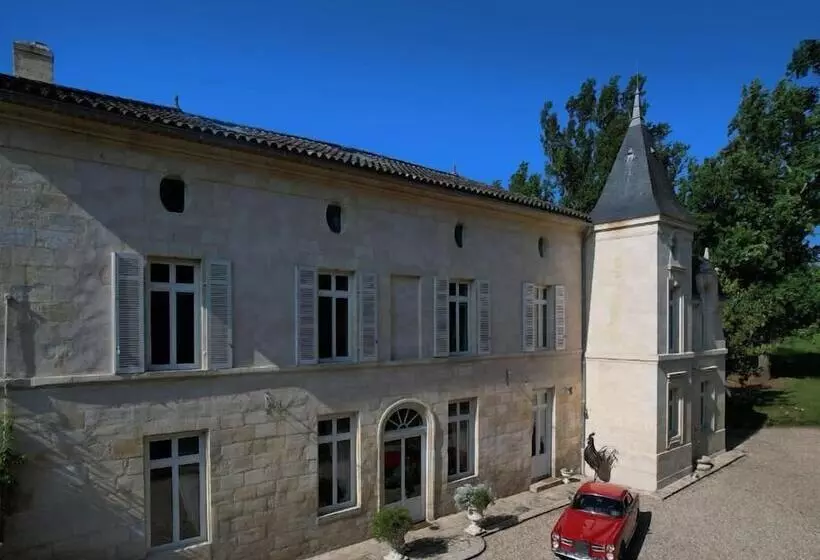 Aamiaismajoitus (B&B) Château Fleur D Aya