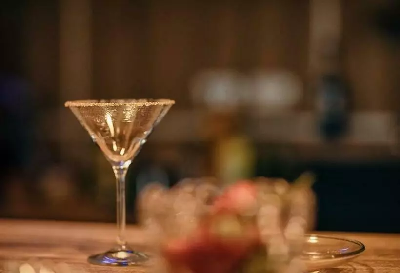 Hotelli Nordic Twins & Wellness