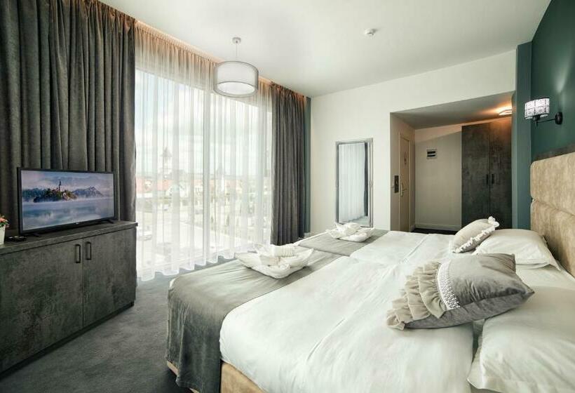 בית מלון כפרי Nordic Twins & Wellness