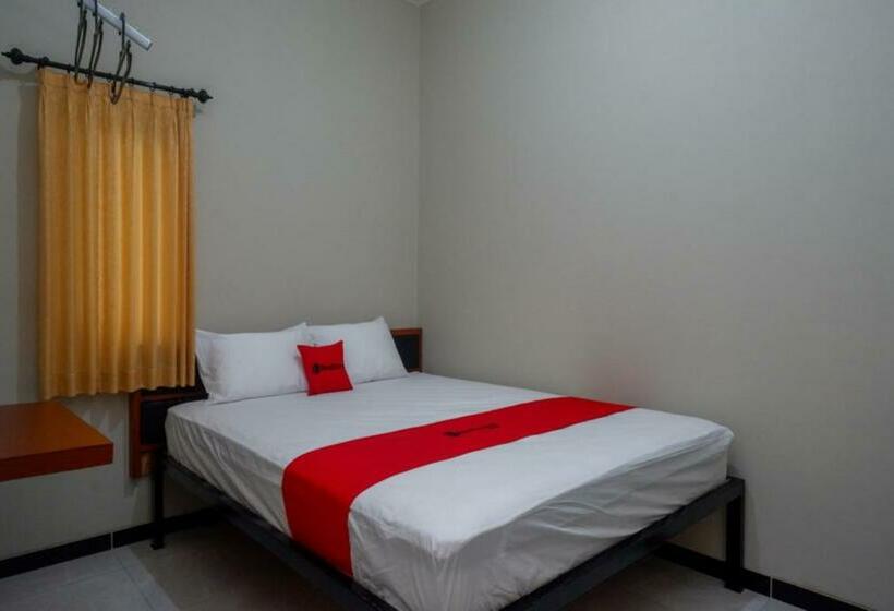 בית מלון כפרי Reddoorz Near Kampus Ump Purwokerto 2