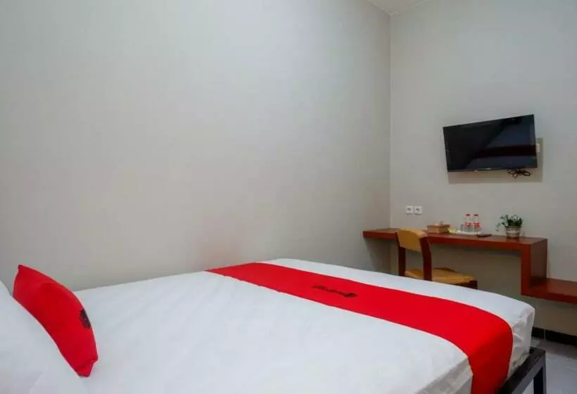 Hotelli Reddoorz Near Kampus Ump Purwokerto 2