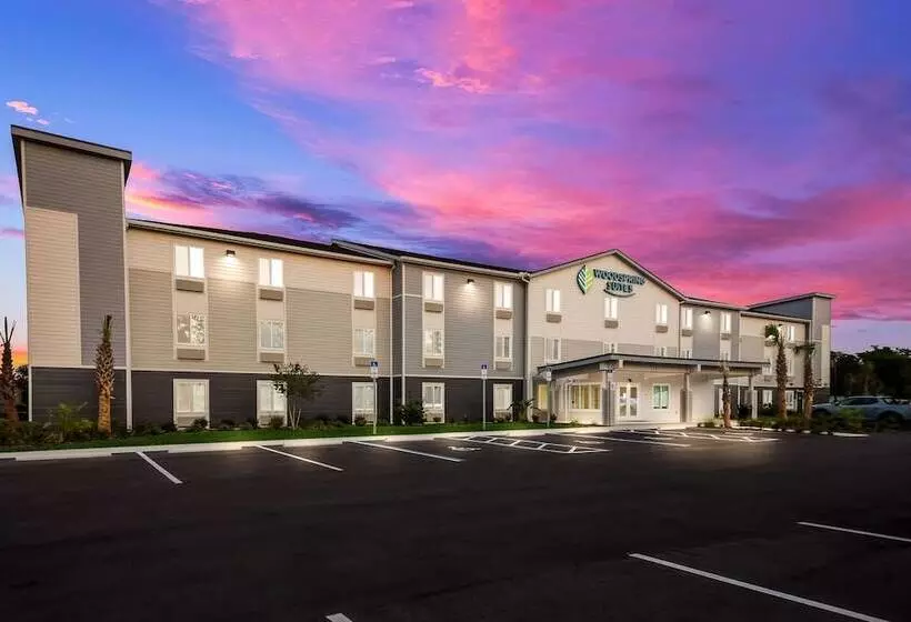 Hotelli Woodspring Suites Inverness