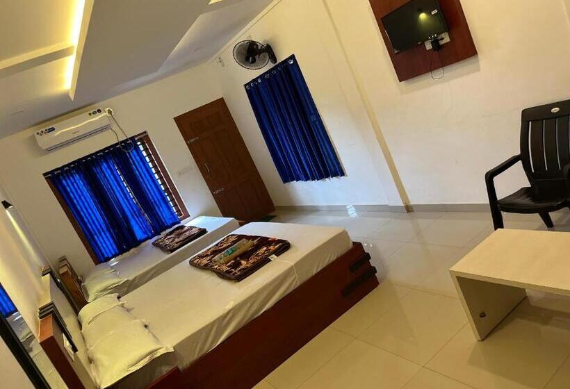 פנסיון Dakshinakasi Guest House